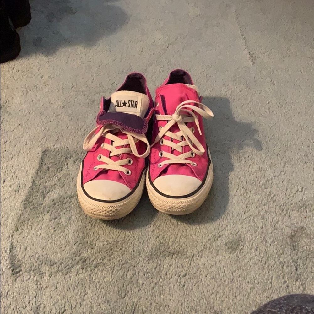 Pink converse